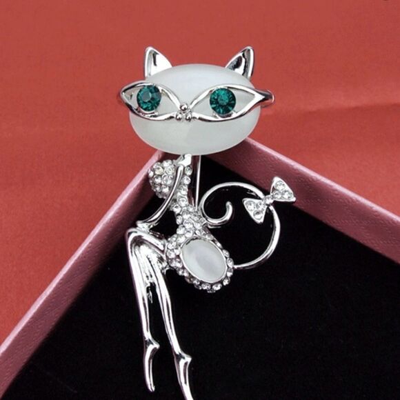 💚 Betsey Johnson stunning & sassy kitty cat brooch 💚 - Picture 3 of 7